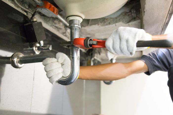 4 Common Misconceptions About Plumbers