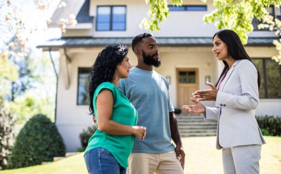 Top 4 Reasons to Hire the Best Real Estate Agent